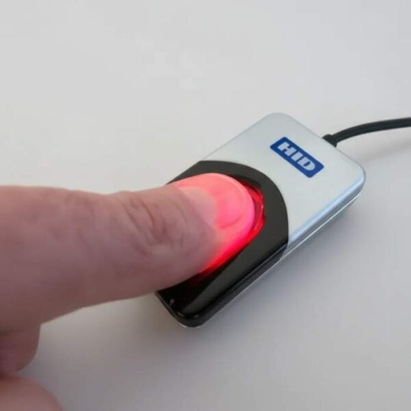 Lector de Huellas Dactilares HID Uareu 4500 | USB 2.0, LED Azul, Tecnología Óptica y Cifrado Biométrico - imagen 1